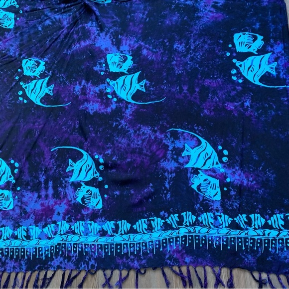 Sarong - Picture 4 of 7